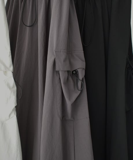 bottoms-02237　Nylon Balloon Cargo Skirt　White　Charcoal　Black