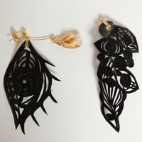 cutout earrings-eyes-