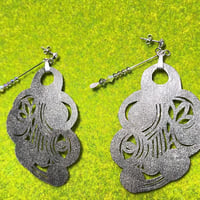 Cutout earrings-craft black-