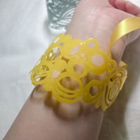 cutout accessories-bracelet-