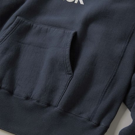 Champion TRUE TO ARCHIVES C3-Y117 “REVERSE WEAVE HOODED SWEATSHIRT”
