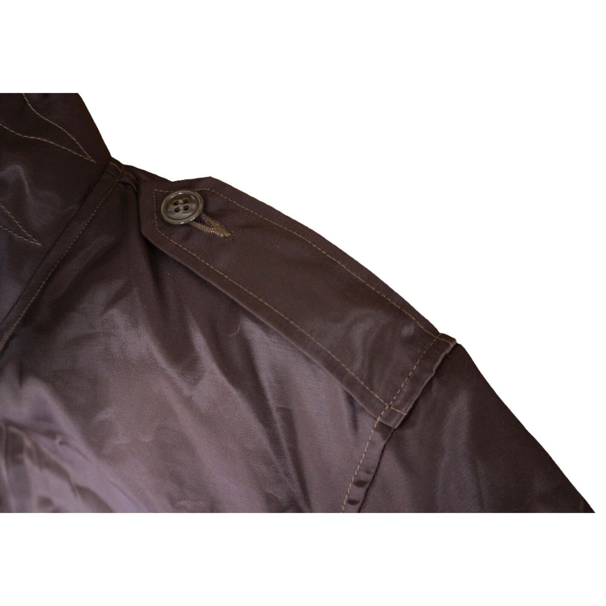 バレエ monkey15 ゴリラカットのブラックデニム。 芝本は32インチを着用。 シバちゃんの