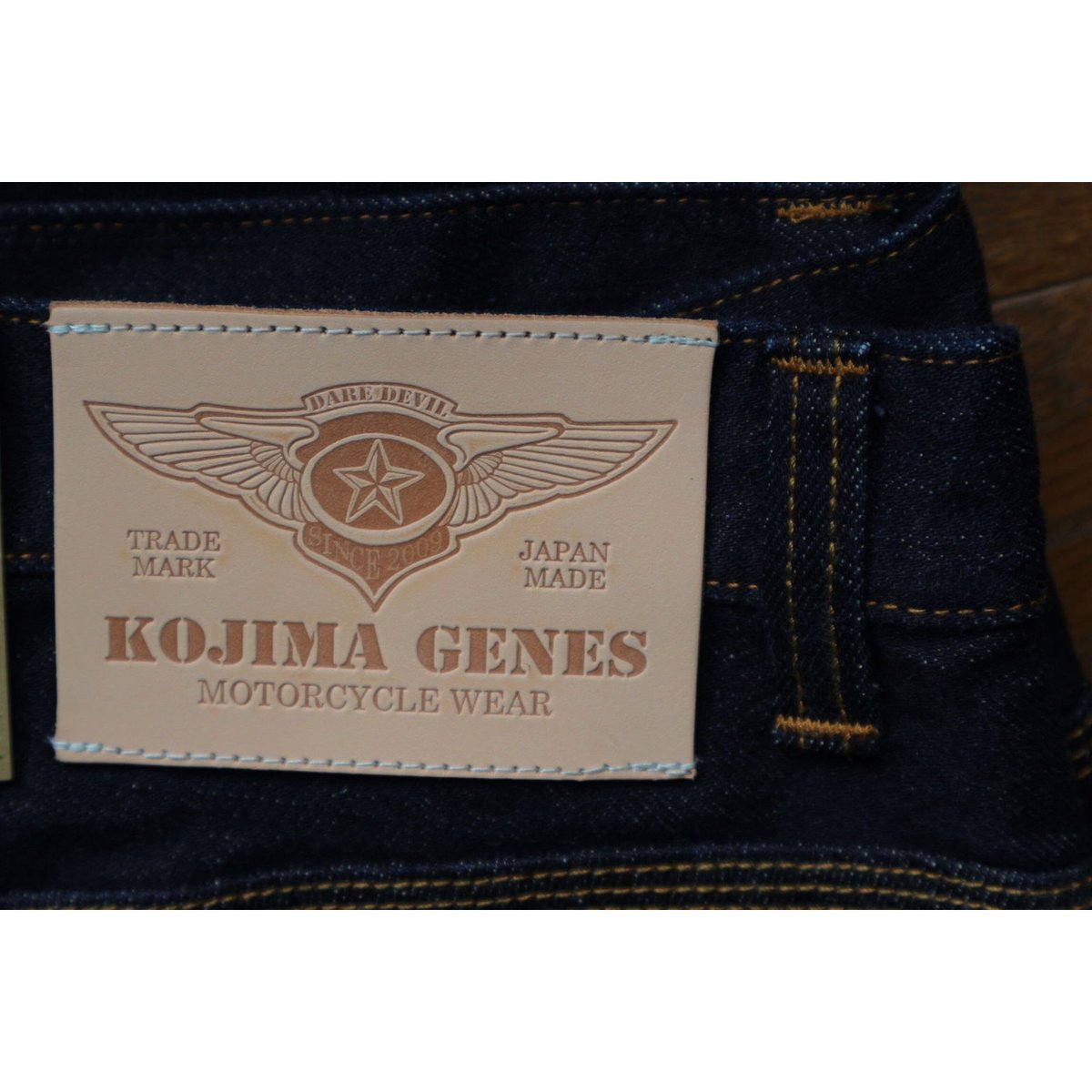 児島ジーンズ RNB1236 13oz ケブラーダブルニーシェルデニム 児島ジーンズ RNB1236 13oz ケブラーダブルニーシェルデニム