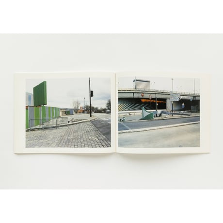 『FLOATING』 坂本政十賜