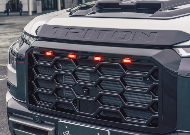トライトン フロントグリル ダブルエイト | GMG ONLINE SHOP