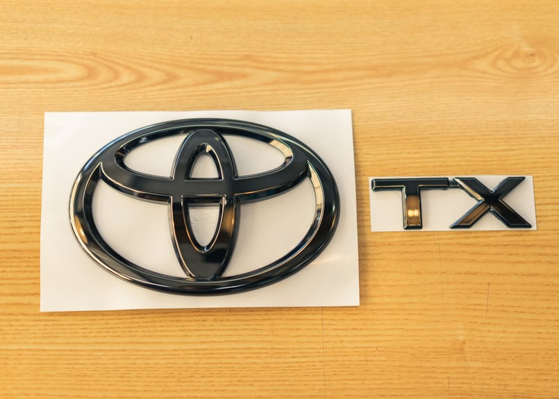 150プラド後期 スモークエンブレム リアTOYOTA・TXマーク | GMG ONLINE 