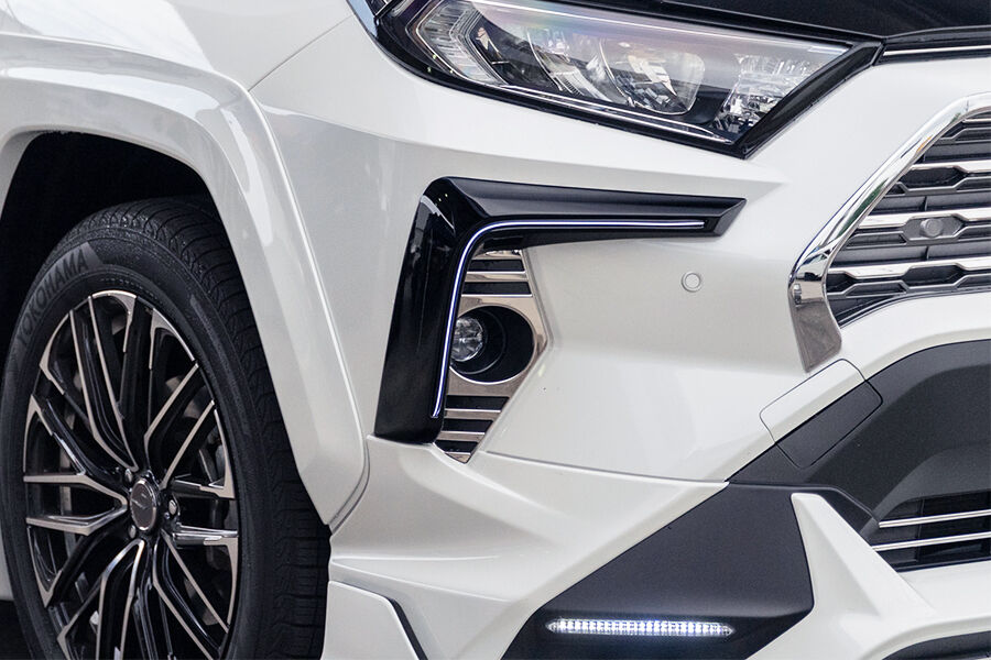 RAV4 TRD用 LEDフォグカバー 未塗装品 ダブルエイト | GMG ONLINE SHOP