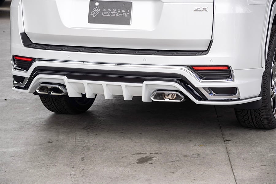 新品未使用 モデリスタ ランクル 300 リアスポイラー プレシャスホワイト 新品未使用 モデリスタ ランクル 300 リアスポイラー プレシャス