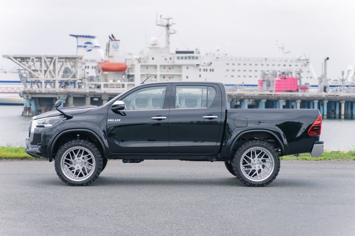 ハイラックス オーバーフェンダー/純正ノーマルバンパー用