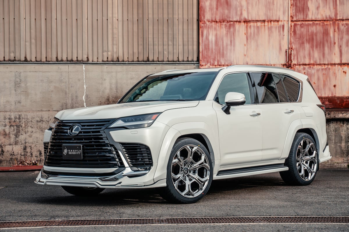 オーダーメイド　ls600 7% LEXUS LX600 モデリスタ オーバーフェンダー（フロント部のみ