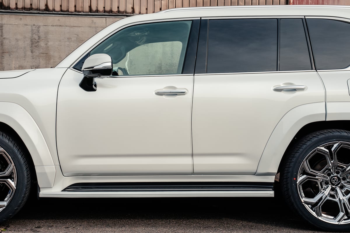 LEXUS LX600 サイドスポイラー ダブルエイト 未塗装 | GMG ONLINE SHOP