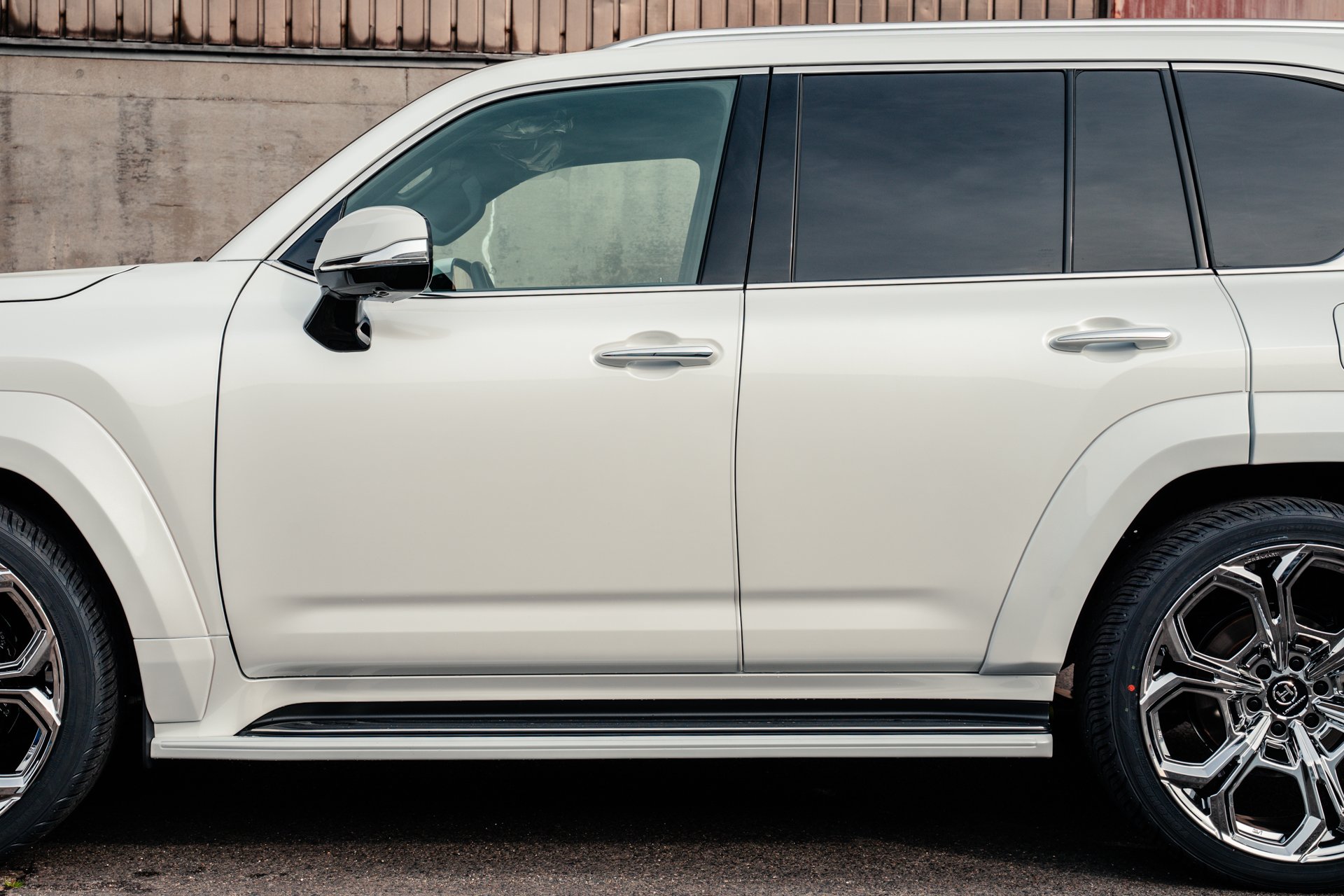 LEXUS LX600 サイドスポイラー ダブルエイト 未塗装 | GMG ONLINE SHOP