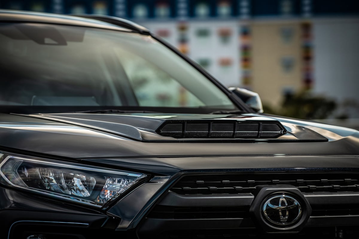 RAV4 ボンネットフードカバー 未塗装品 ダブルエイト | GMG ONLINE SHOP