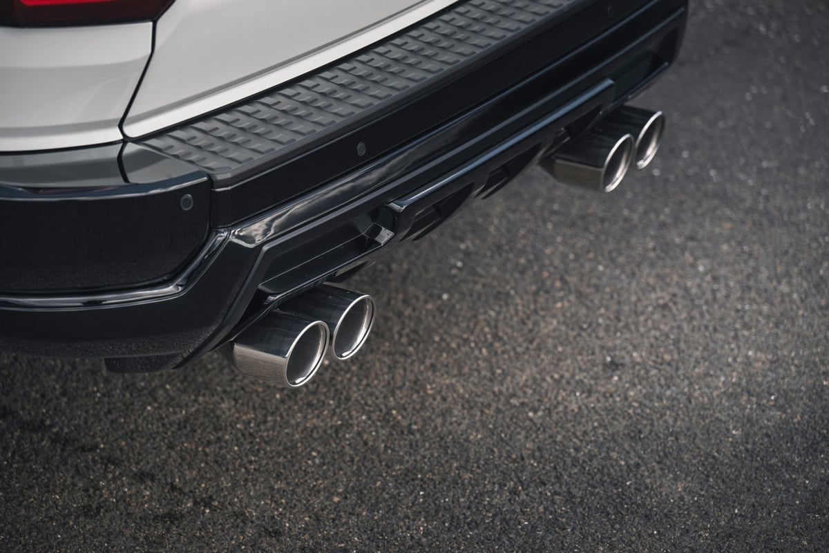 cj46コンバットダブルマフラー中古 Amazon | W2-375MF ZX-4R ZX-4RR ZX-25R 2024y専用 スリップオン