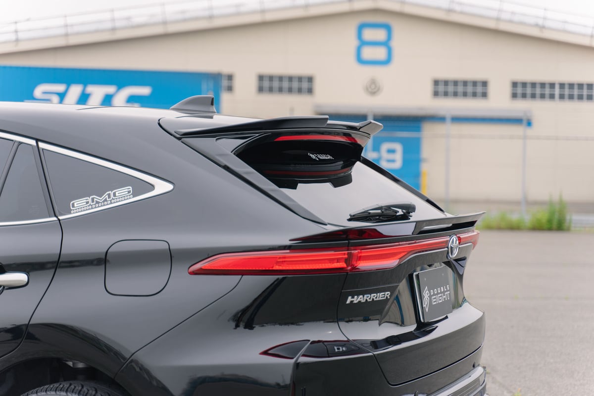 カズノ様 80ハリアー リヤルーフウィング KUHL】 トヨタ 新型ハリアー