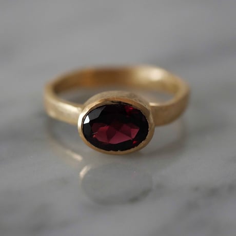 AQUA oval stone ring - garnet