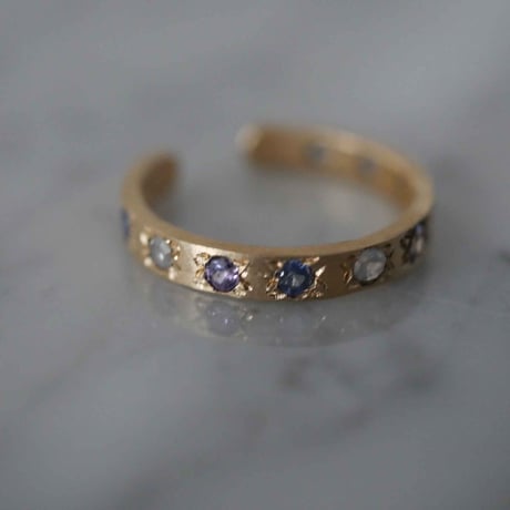 MUSA stone rounded earcuff ring -color sapphire