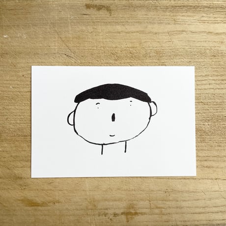 人の顔　モノクロ