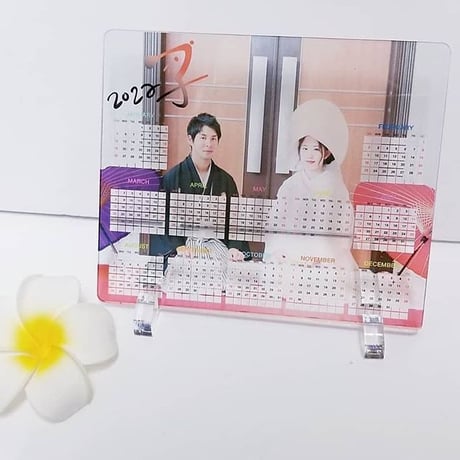 \\アクリルカレンダー//白あり