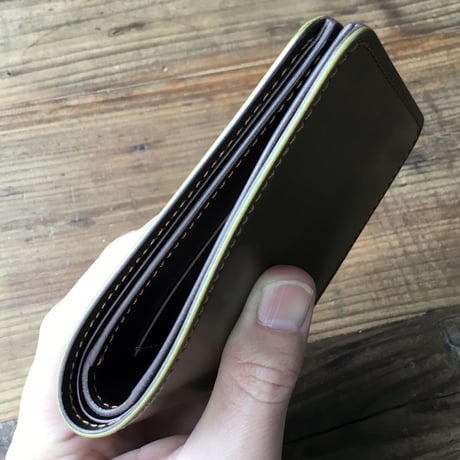 オリーブコードバン×チョコ色牛革 二つ折り財布 小銭入れなし