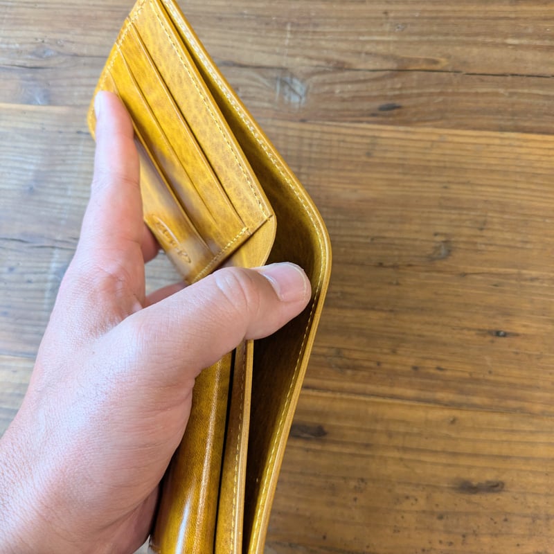 新品【ルタヌア】きれいカラー★フランス製本革ショルダーバッグ★お財布 イエロー黄 ルガトショルダーイエロー 二つ折り財布 小銭入れあり | keywest828