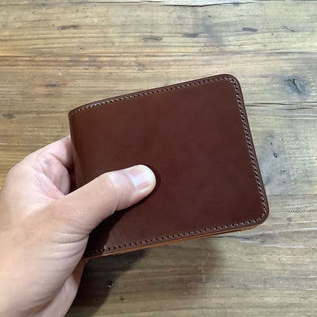 オイルコードバンコニャック×ルガトショルダーブラウン 二つ折り財布 小銭入れあり