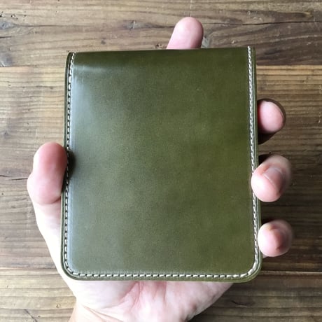 オリーブコードバン×ルガトショルダーワイン 二つ折り財布 小銭入れあり