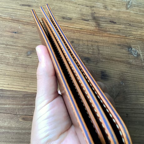 ルガトショルダーブラウン×ネイビー　 長財布 小銭入れあり