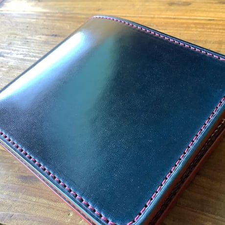 ネイビーオイルコードバン×ルガトショルダーワイン 二つ折り財布 小銭入れなし