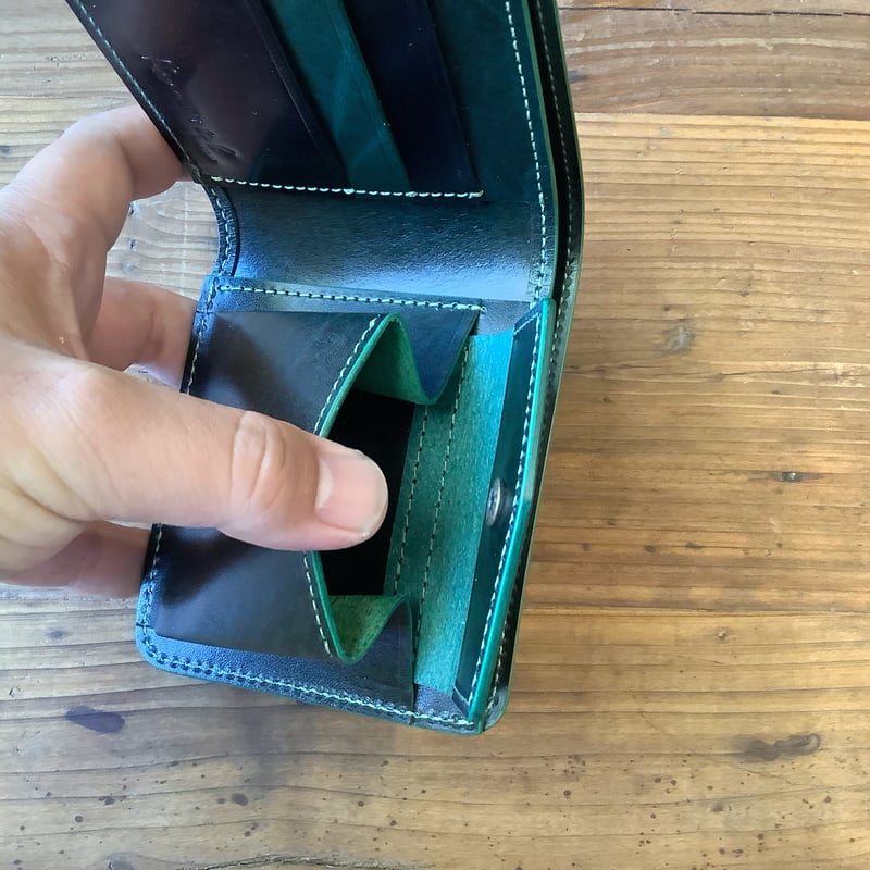 オイルコードバングリーン×ルガトショルダーグリーン 二つ折り財布