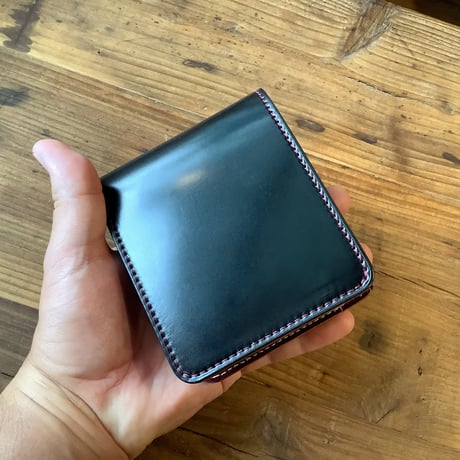 オイルコードバン黒×ルガトショルダーワイン　 二つ折り財布 小銭入れあり