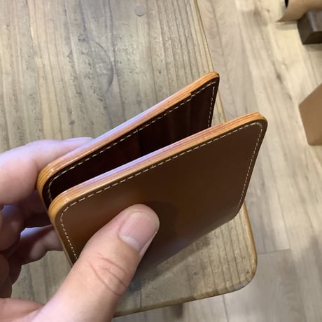 オイルコードバンブラウン×ルガトショルダーブラウン　二つ折り財布 小銭入れなし
