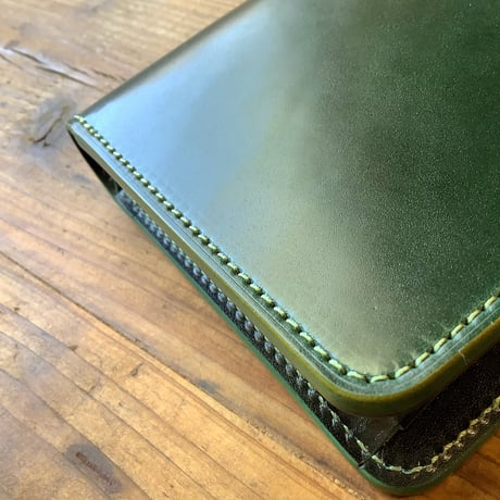 オイルコードバングリーン×ルガトショルダーグリーン　二つ折り財布　小銭入れあり