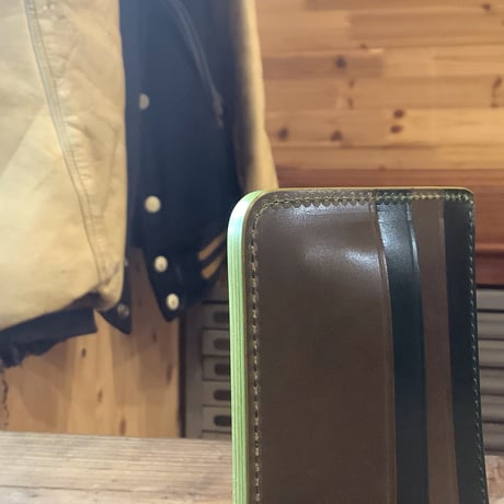 フルコードバン 二つ折り財布 小銭入れあり  グリーン×オリーブ
