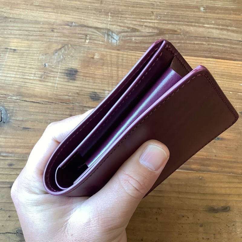 ルガトショルダーパープル 紫 二つ折り財布 小銭入れあり | keywest828