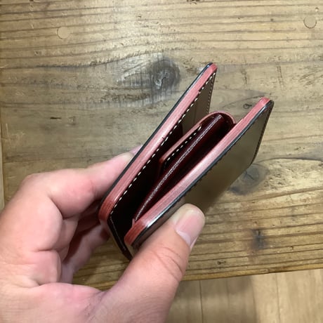 オイルコードバン黒×ルガトショルダーワイン　 二つ折り財布 小銭入れあり