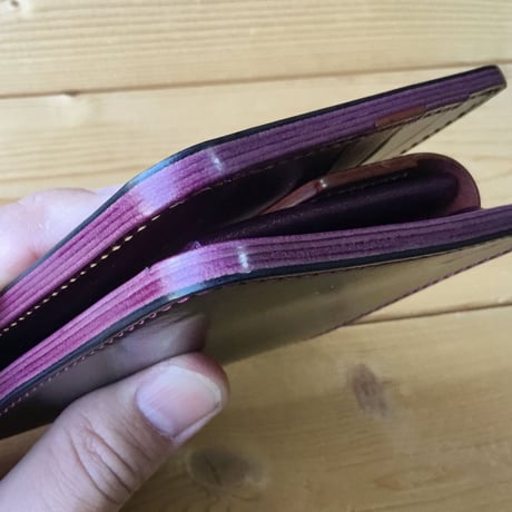 オイルコードバン黒×ルガトショルダーパープル 紫 ブラウン 二つ折り財布 小銭入れあり