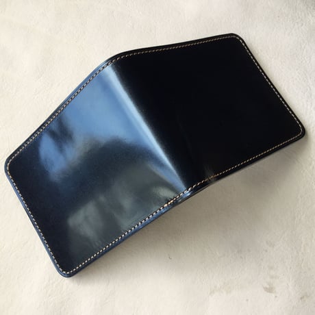 オイルコードバン黒×ルガトショルダーブラウン&ネイビー 二つ折り財布 小銭入れなし