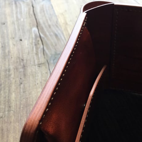 オイルコードバン赤茶×ルガトショルダーオレンジ 二つ折り財布   小銭入れあり