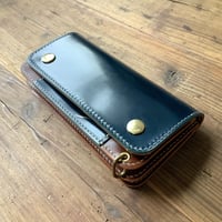 ネイビーオイルコードバン×ルガトショルダーブラウン トラッカーウォレット