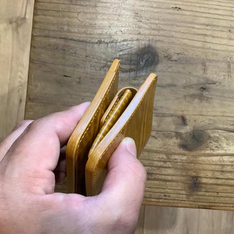 サムライクラフト　ミドルウォレット B-10 ルガトショルダー イエロー サムライクラフト ミドルウォレット B-10R ルガトショルダー