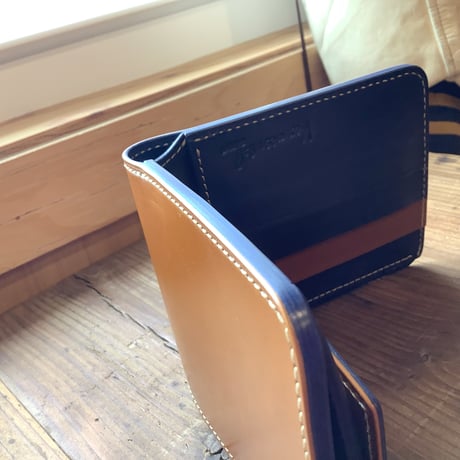 オイルコードバンブラウン×ルガトショルダーネイビー　　二つ折り財布　小銭入れあり
