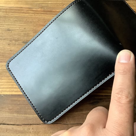 オイルコードバン黒×ルガトショルダーブラウン 二つ折り財布、小銭入れあり