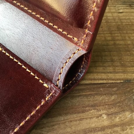 オリーブコードバン×ルガトショルダーワイン 二つ折り財布 小銭入れあり
