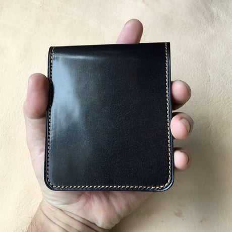 オイルコードバン黒×ルガトショルダーブラウン&ネイビー 二つ折り財布 小銭入れなし