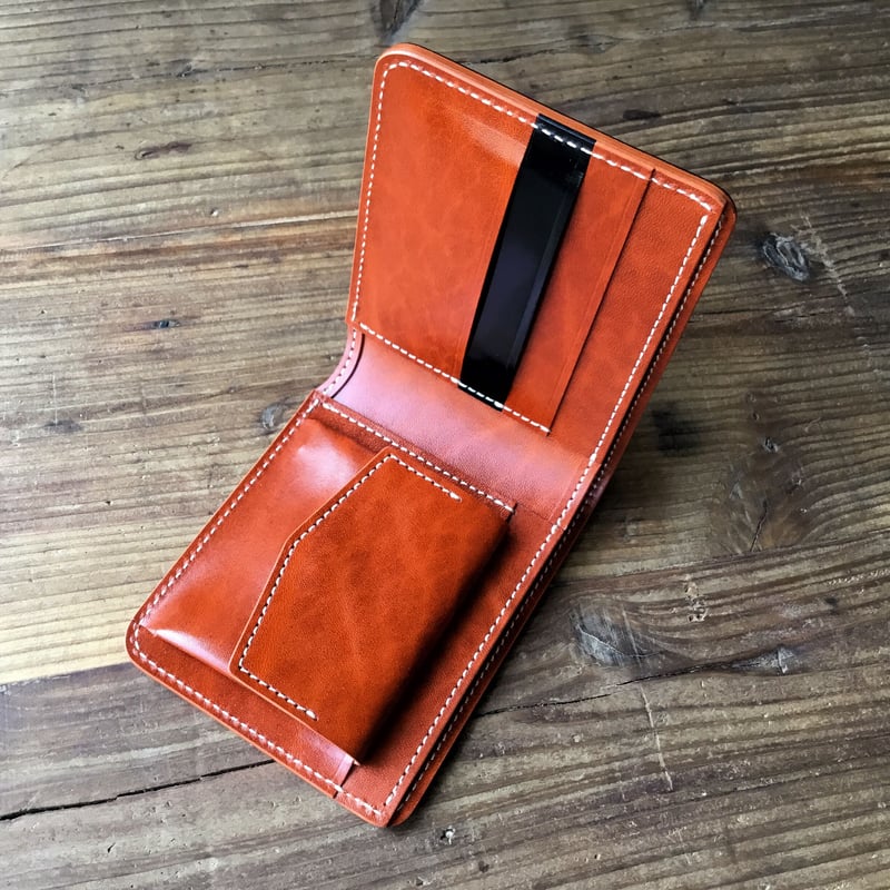 オイルコードバン黒×ルガトショルダーオレンジ 二つ折り財布
