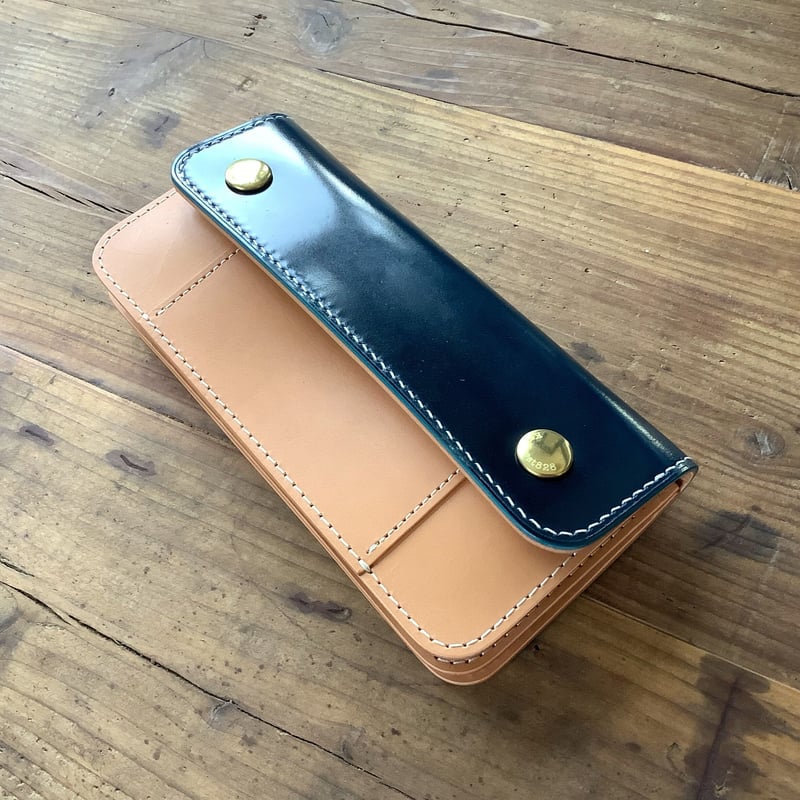 ネイビーオイルコードバン×ラティーゴレザー トラッカーウォレット