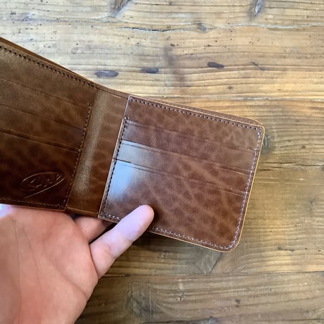 ルガトショルダーブラウン 二つ折り財布 小銭入れなし