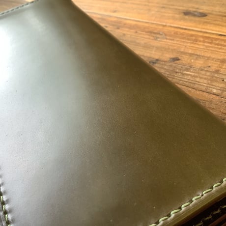 オイルコードバンオリーブ×ルガトショルダー ダークブラウン 長財布 小銭入れあり