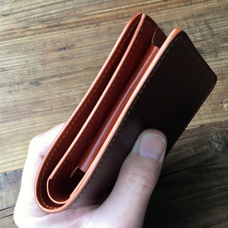 オイルコードバン赤茶×ルガトショルダーオレンジ 二つ折り財布   小銭入れあり
